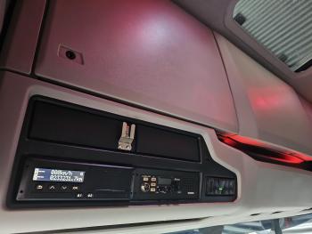 S660 V8 6x2/4 / RETARDER / HYDRAULIC / FULL AIR